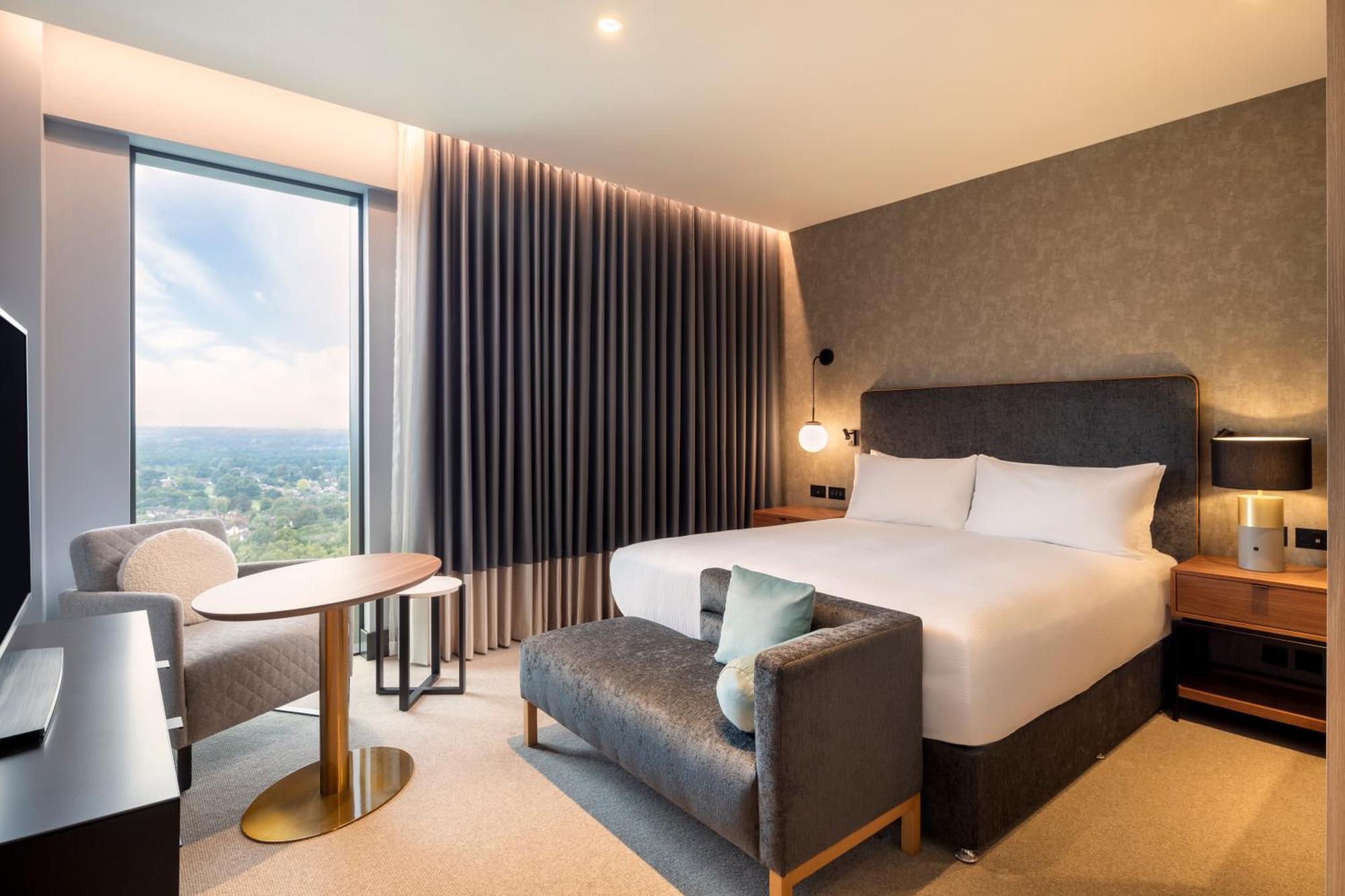 Hilton Woking Hotel Exterior foto