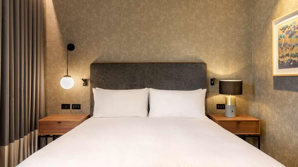Hilton Woking Hotel Quarto foto